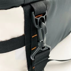 Pelican Sport Exochill Seat Pack Cooler -Outdoor Kayak Shop PS3011 00 FEAT3 3